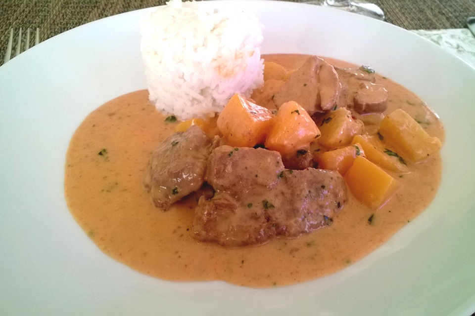 Pfirsich-Curry mit Schweinefilet