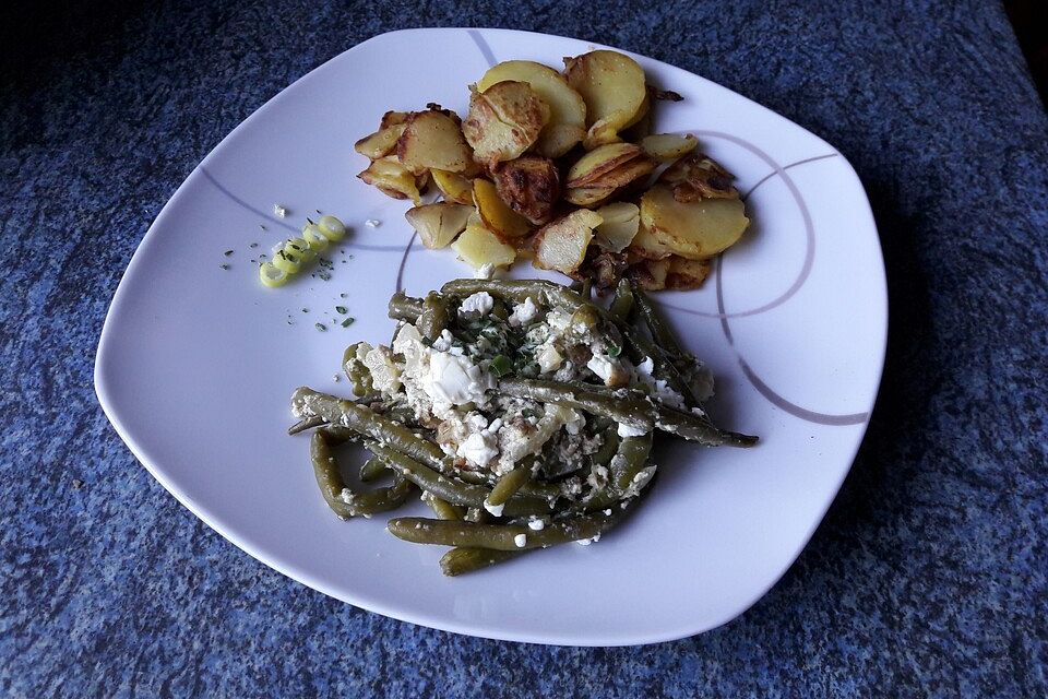 Low carb Bohnen-Hack-Auflauf mit Fetakäse