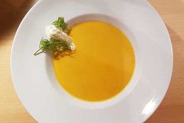 Lachscreme-Suppe