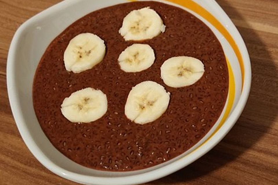 Glutenfreier veganer Schokopudding mit Flohsamen