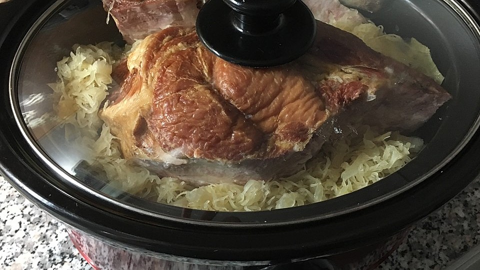 Kasseler Nacken, Sauerkraut und Kartoffelstampf aus dem Crockpot-image