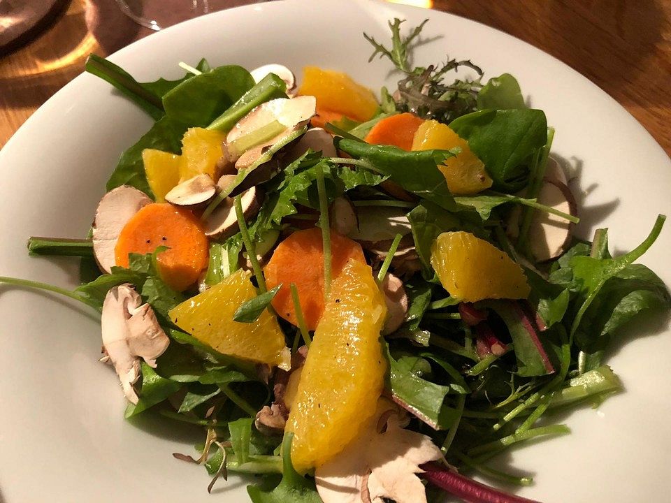 Salatdressing mit Pistazienöl mit nussigem Geschmack von Durazell-Stern ...