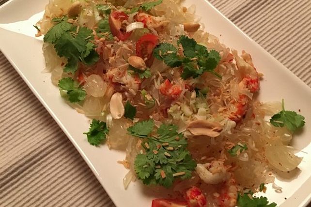 Thailändischer Pomelo-Salat mit Garnelen von Flugmaus| Chefkoch