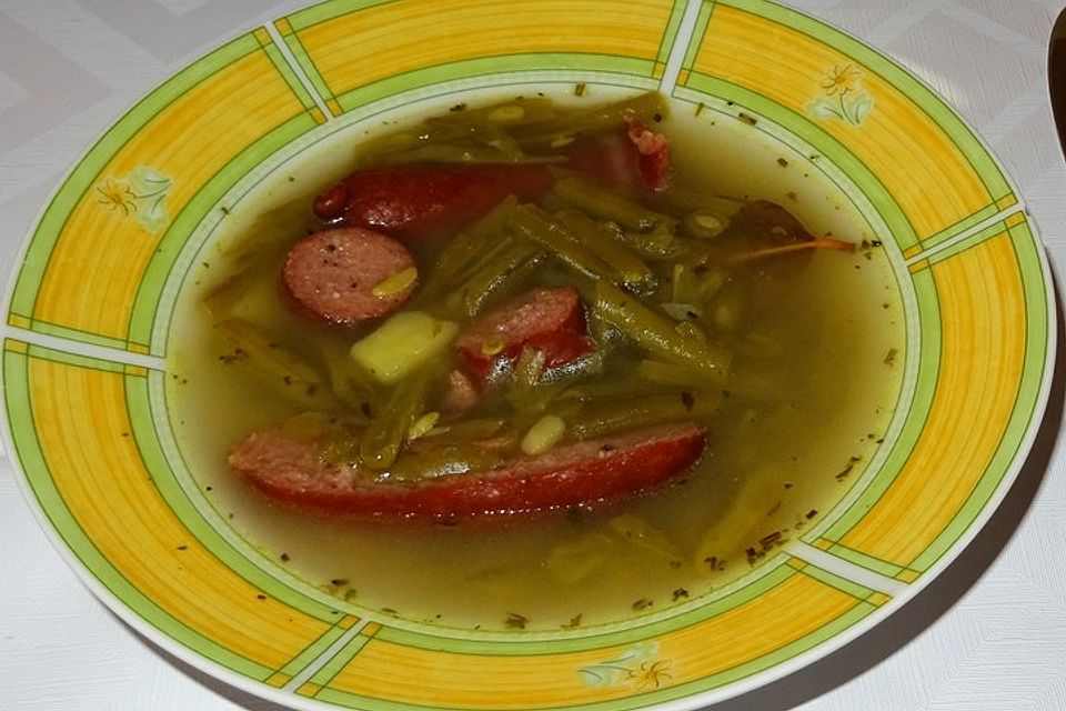 Einfache Fitschbohnensuppe à la Didi