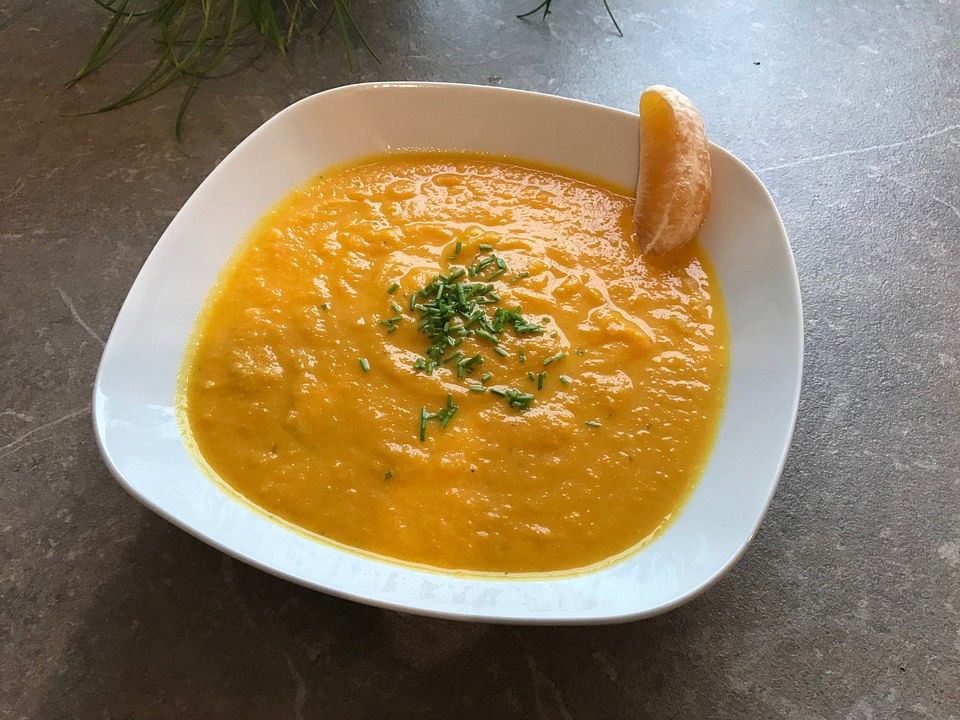 Karotten-Orangen-Suppe mit Ingwer von Master_of_Mampf| Chefkoch