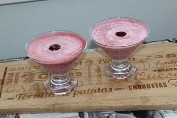Rosa Quarkspeise Mit Susskirschen Von Geschmacklich Gut Chefkoch 