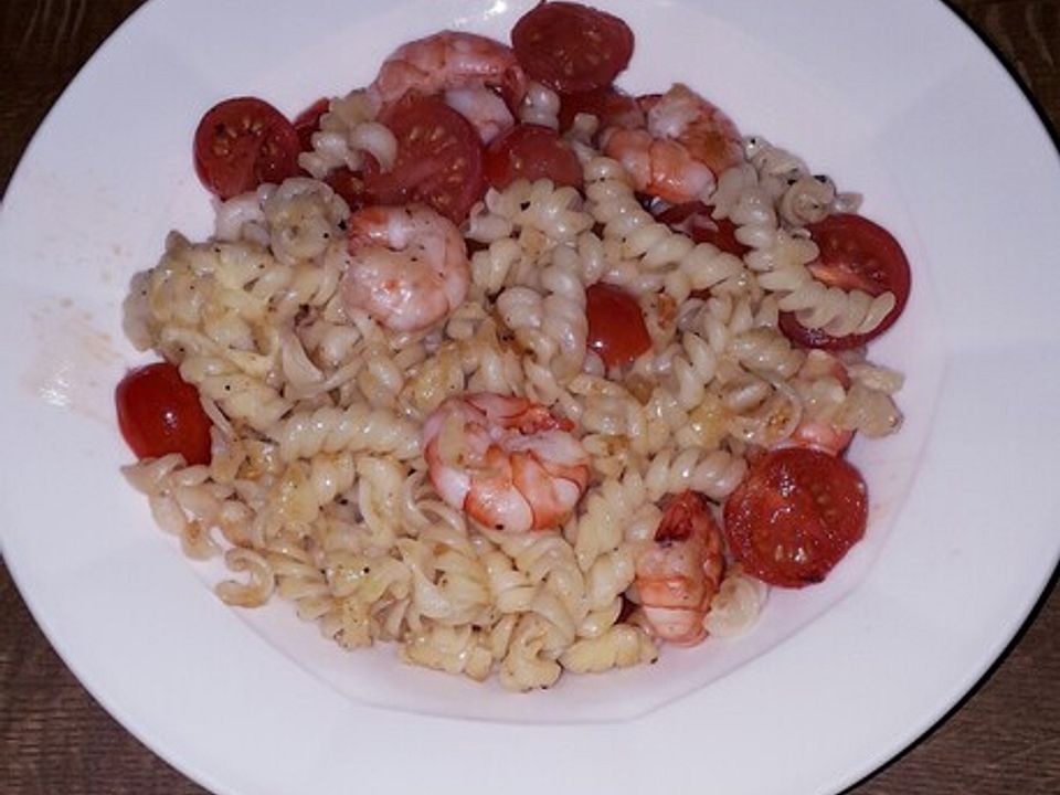 Garnelen mit Pasta und Kirschtomaten von Sturmvogel| Chefkoch