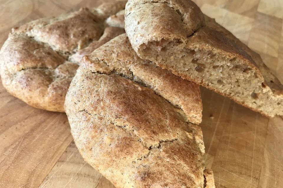 Gesunde Milchbrötchen ohne Zucker mit Dinkelmehl