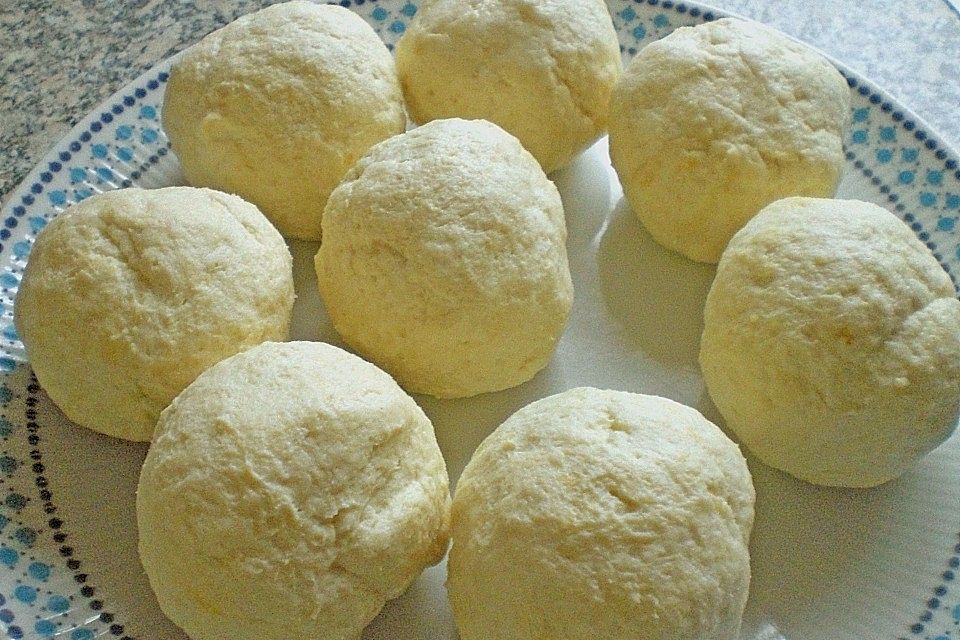 Zwetschgenknödel