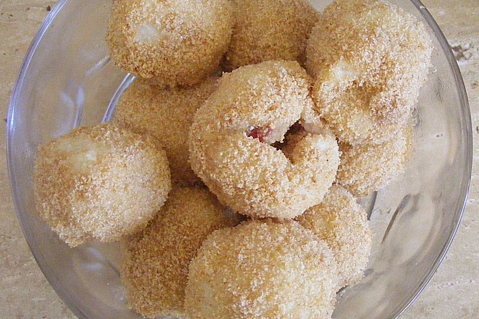 Zwetschgenknödel