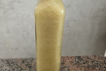 Ingwer-Shot mit Zitronensaft und Apfel