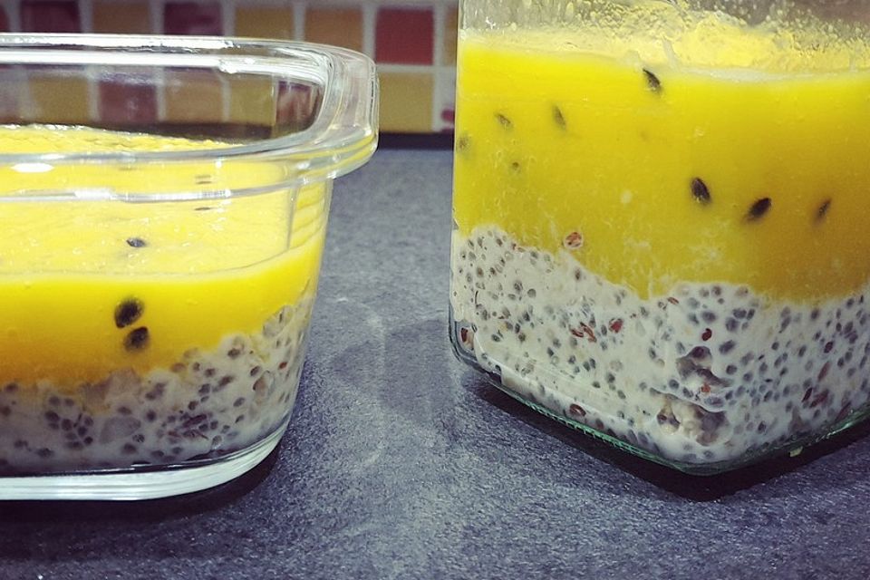 Overnight Oats mit Mango und Passionsfrucht