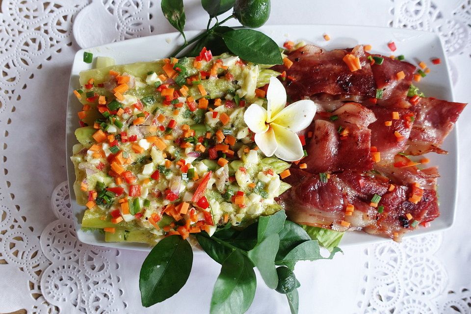 Grüner Spargelsalat mit Schinken