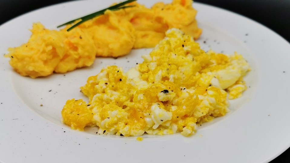 Rührei mal anders - Fluffiges Rührei von KochEinfach Rührei mal anders - Fluffiges Rührei von KochEinfach