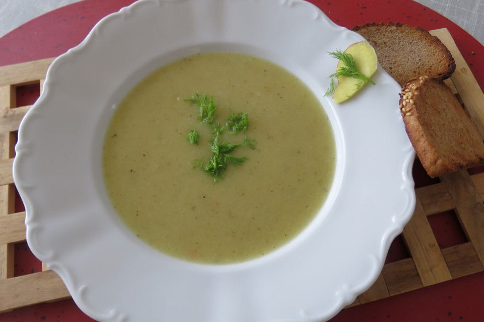 Kartoffel-Fenchel-Suppe mit Ingwer