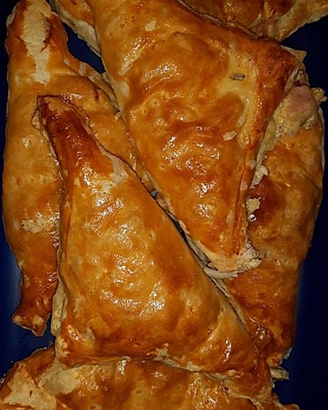 Champignon-Käse-Schinken-Pasteten