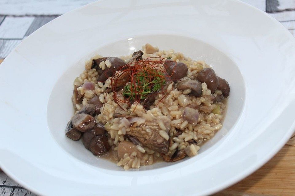 Risotto mit Champignons, Austern-, Shiitake- und Steinpilzen