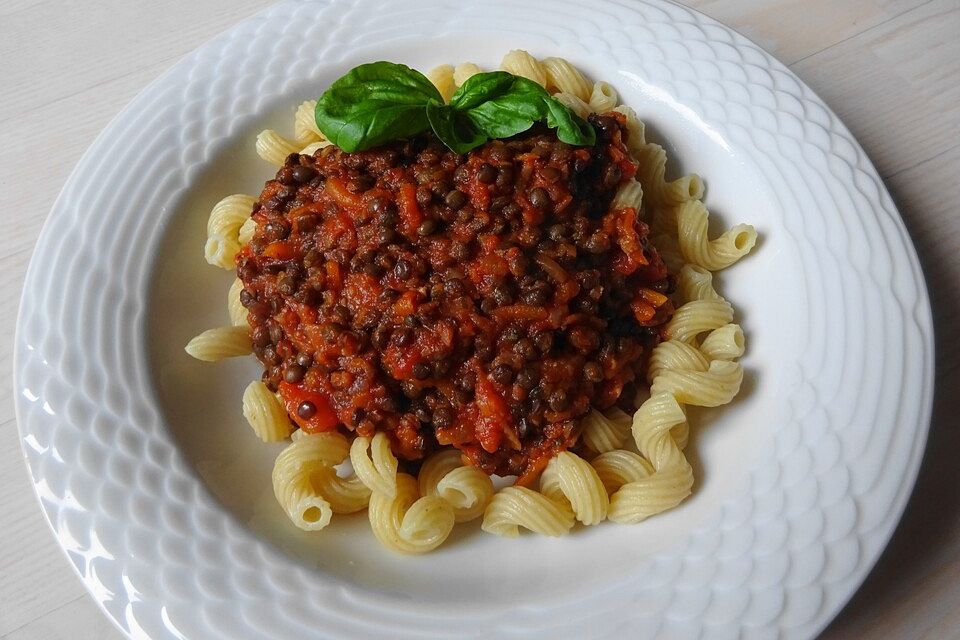 Pasta mit Linsenbolognese vitalstoffreich