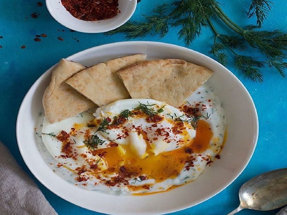 Pochierte Eier Auf Salat — Rezepte Suchen