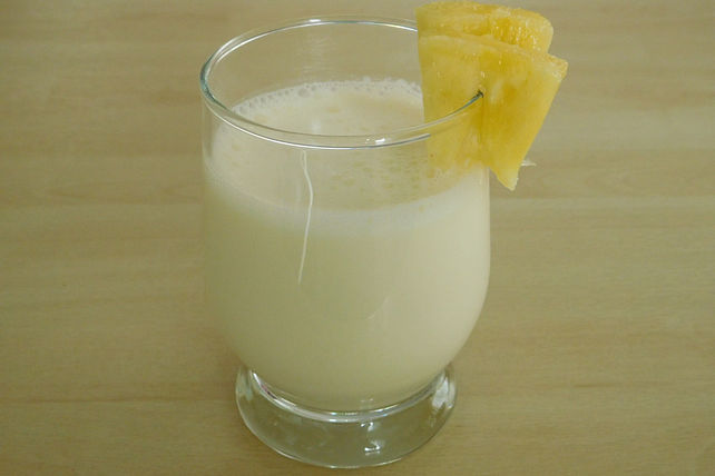 Ananas-Kokos-Lassi - Indischer Joghurtdrink von KarinKnorr| Chefkoch