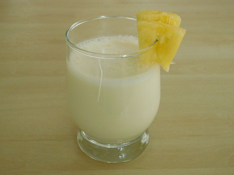 Ananas-Kokos-Lassi - Indischer Joghurtdrink von KarinKnorr| Chefkoch