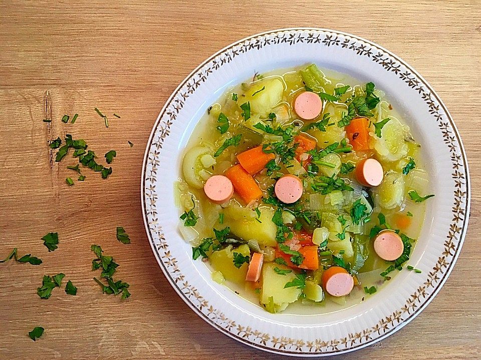 Omas Kartoffelsuppe von KarinKnorr| Chefkoch