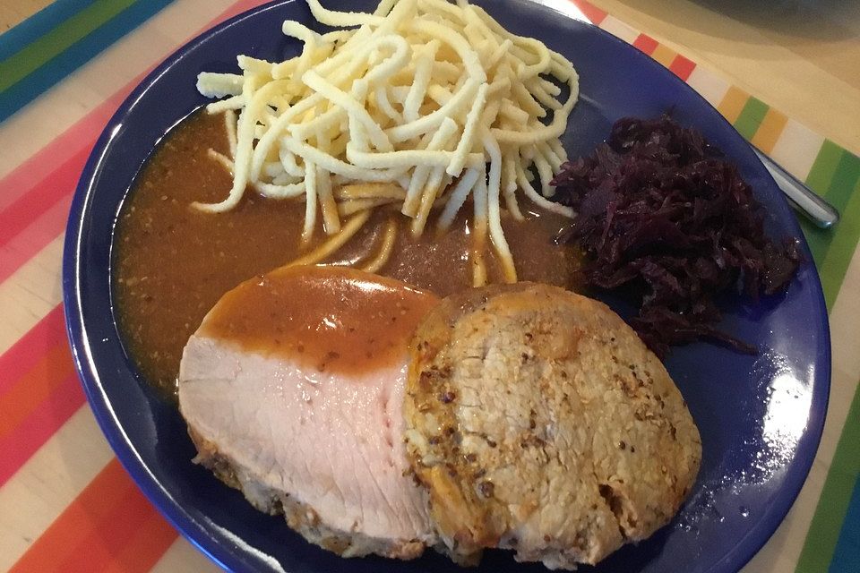 Klassischer Schweinelachsbraten