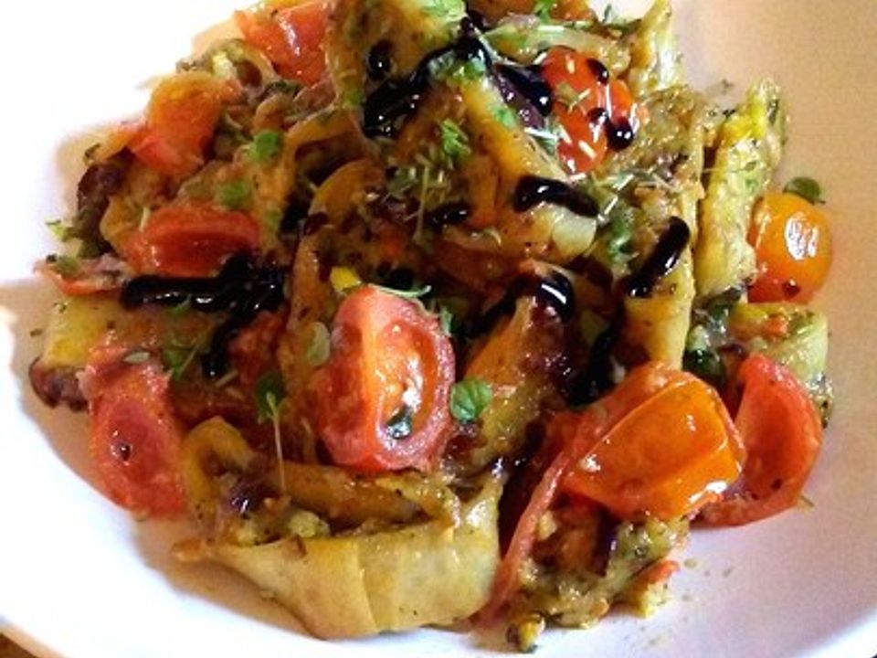 Maultaschen mit Zwiebel, Tomate und Käse von Hausmacher9 | Chefkoch