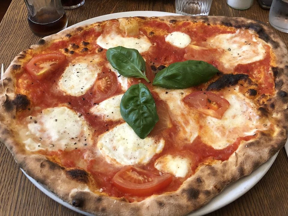 Bester Pizzateig von Dittmarm| Chefkoch Bester Pizzateig von Dittmarm| Chefkoch