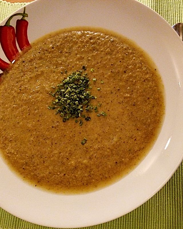 Zwiebel-Champignon-Suppe