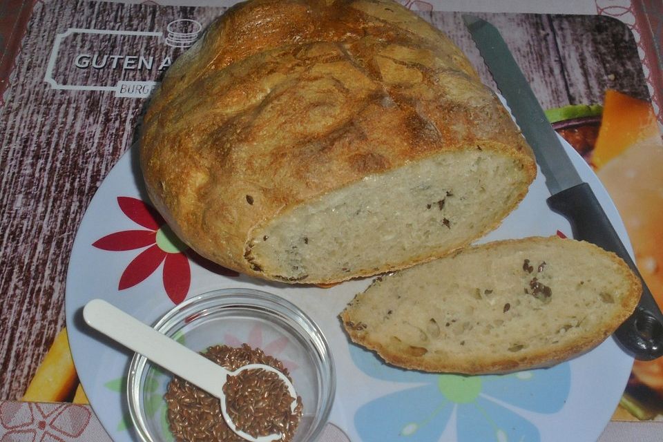 Bauern-Weißbrot mit Leinsamen und Sauerteig