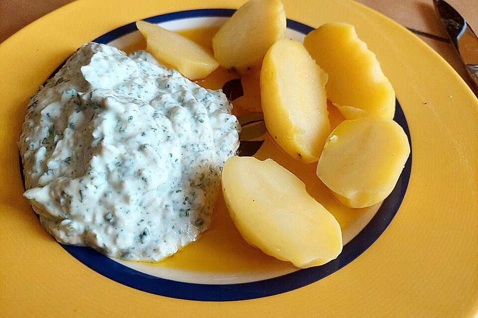 Pellkartoffeln mit Quark und Leinöl