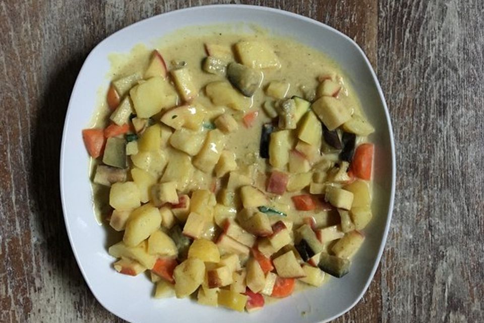 Apfel-Zimt-Curry mit Kartoffeln