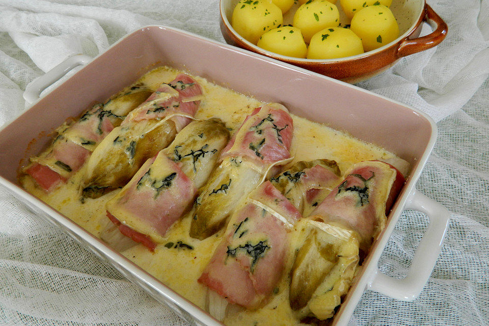 Gebackener Chicorée mit Schinken und Gorgonzola