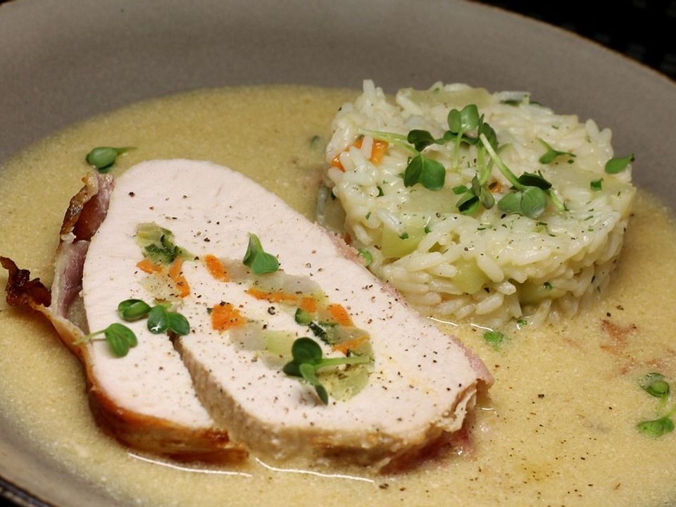 Gefulltes Putenbrustfilet Mit Gemuse In Saure Sahne Senf Sosse Von Yatasgirl Chefkoch