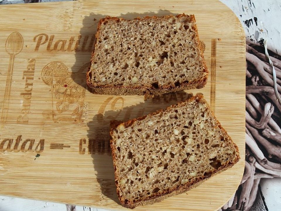 Dinkel-Mandel-Vollkorn-Brot mit Sauerteig von patty89| Chefkoch