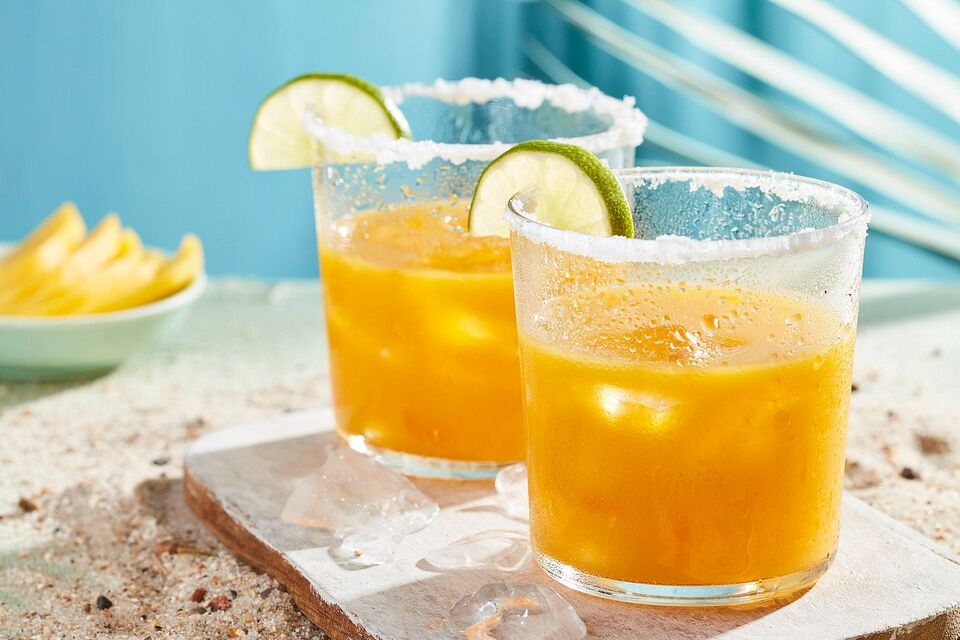 Mango-Margarita on the Rocks