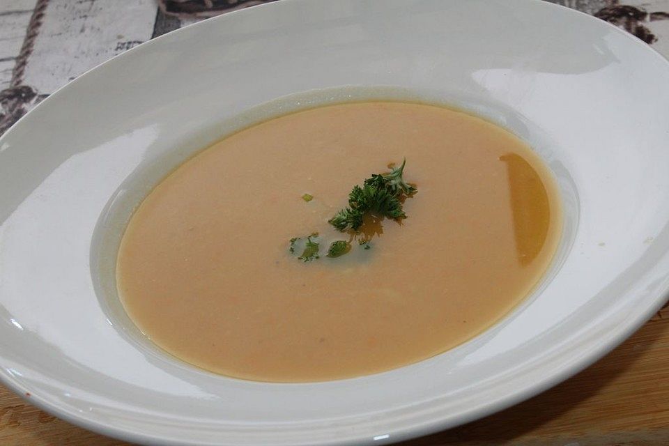 Möhren-Kartoffel-Apfelsuppe