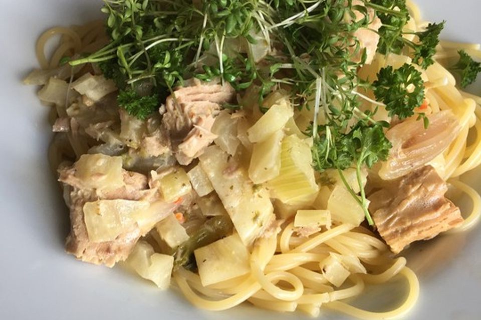 Thunfisch-Fenchel-Pasta mit Weißwein-Zitronen-Sößle