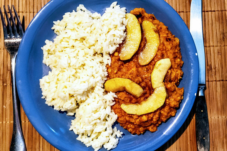 Chili-Linsen mit Bratapfel