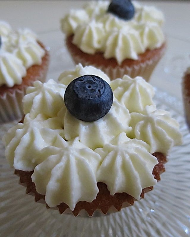 Blueberry Cupcakes with whipped Cream Cheese Frosting