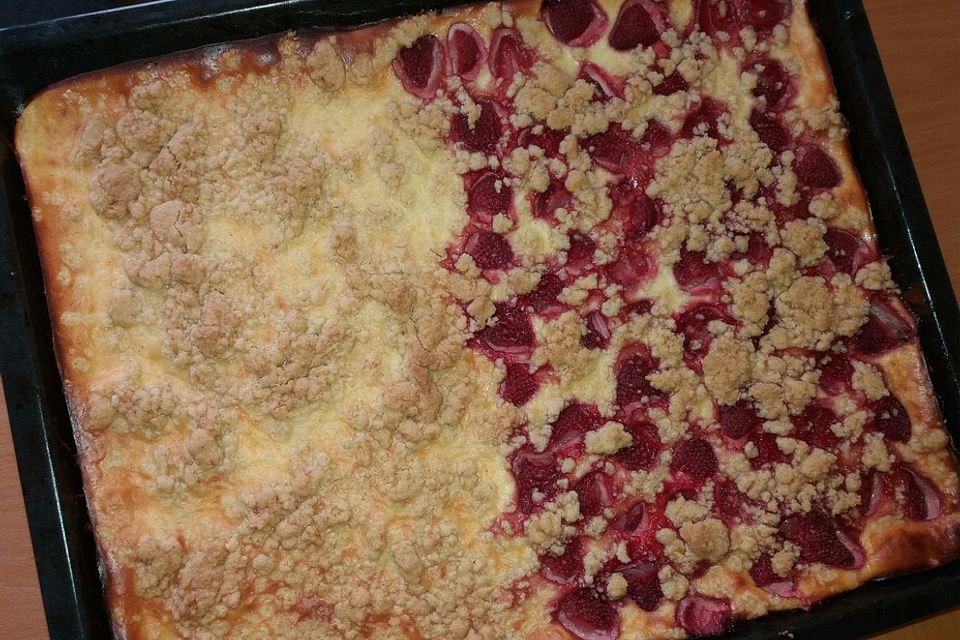 Quark-Streusel-Kuchen mit Himbeeren