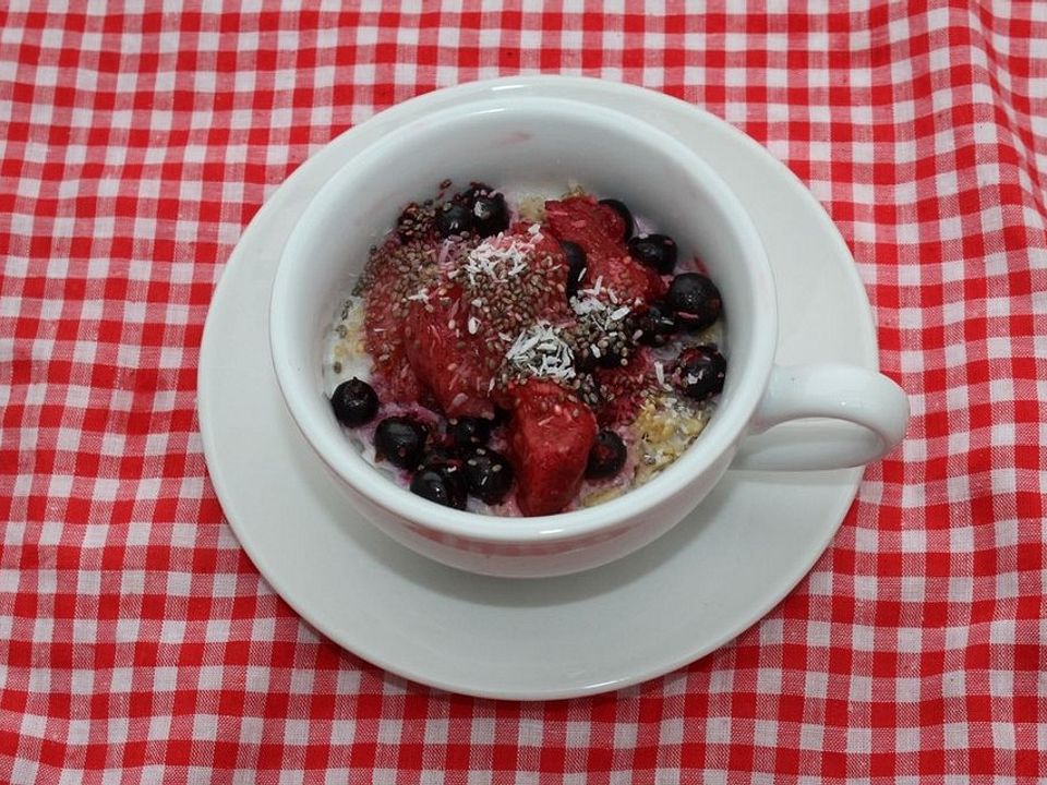 Kokosporridge mit Beerentopping von Wicket1712| Chefkoch