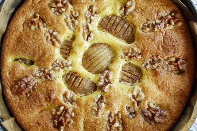 Versunkener Birnenkuchen mit Walnüssen &amp;quot;Leutkirch&amp;quot; von dieter_sedlaczek ...