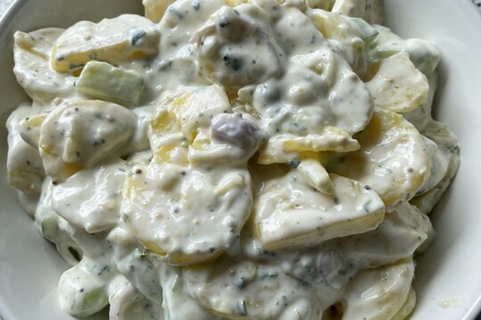 Leichter Kartoffelsalat mit Joghurt