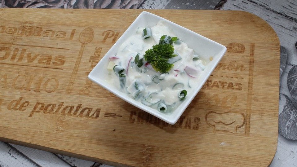 Frühlingsfrischkäse als Dip oder Brotaufstrich von Viniferia