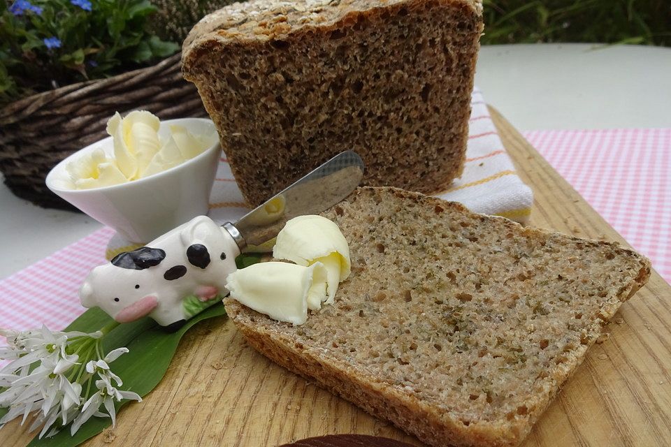 Dinkel-Bärlauch-Brot mit Chiasamen