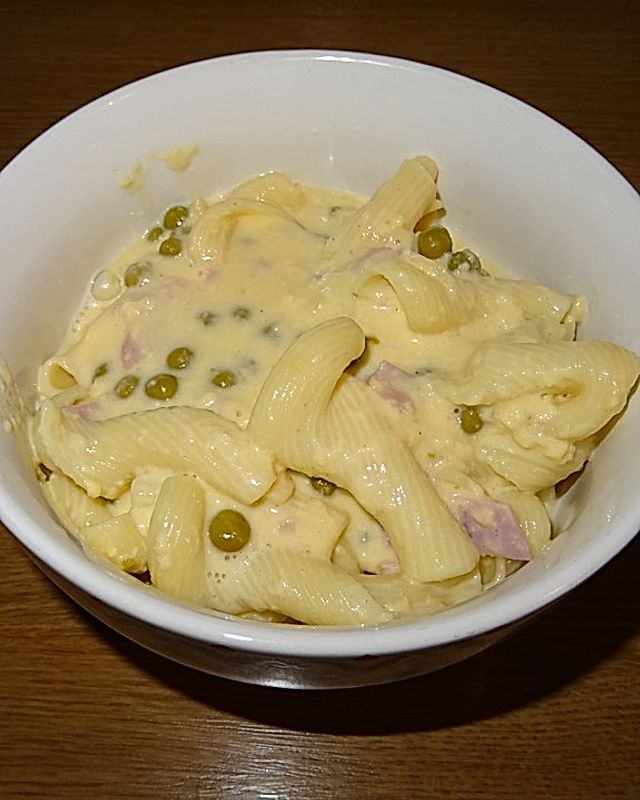 Erbsen-Sahne-Käsesauce mit Saucelli-Nudeln à la Didi