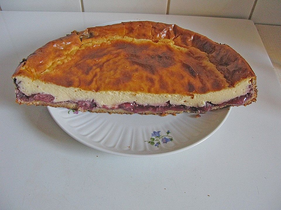 Mascarpone-Torte mit roter Grütze von chiara| Chefkoch