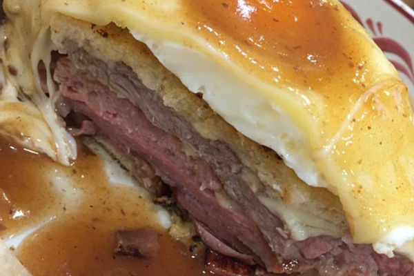 oc-crosspost-francesinha-sandwich-from-the-north-of-portugal